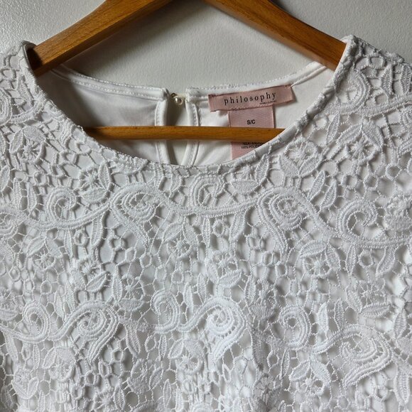LIKE NEW PHILOSOPHY WHITE LACED TOP SIZE SMALL - Picture 4 of 13